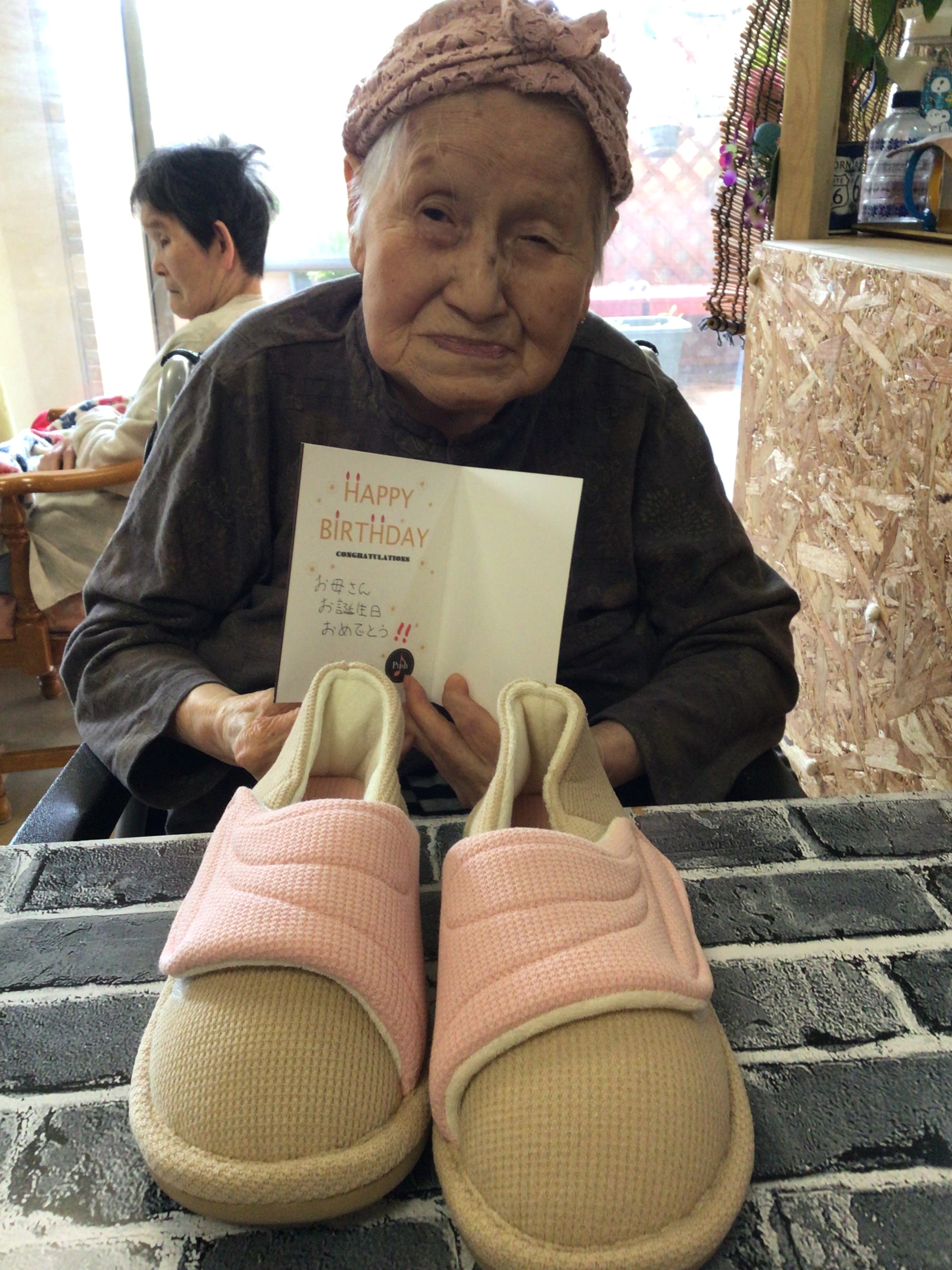 【東3丁目】ご家族からの誕生日プレゼント☆