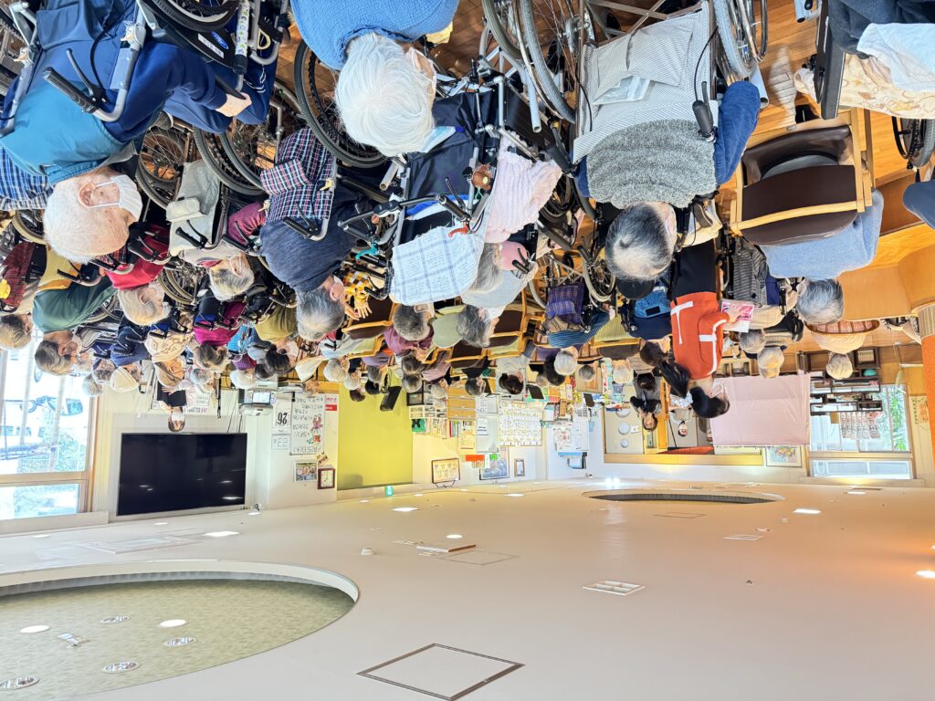 アサヒヶ丘保育園　お遊戯観賞