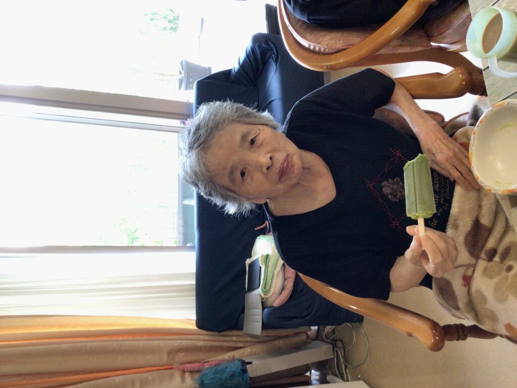 【西2丁目】暑い日が続きます。