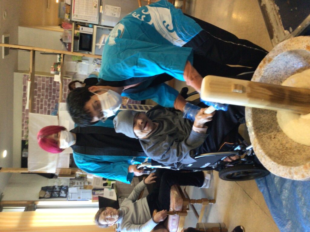 【西2丁目】あけましておめでとうございます。