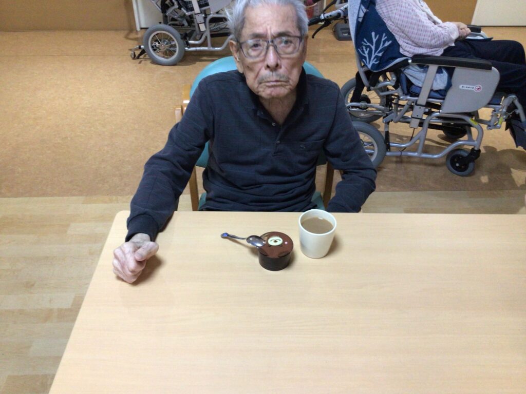 [すみれ]11月　誕生日会