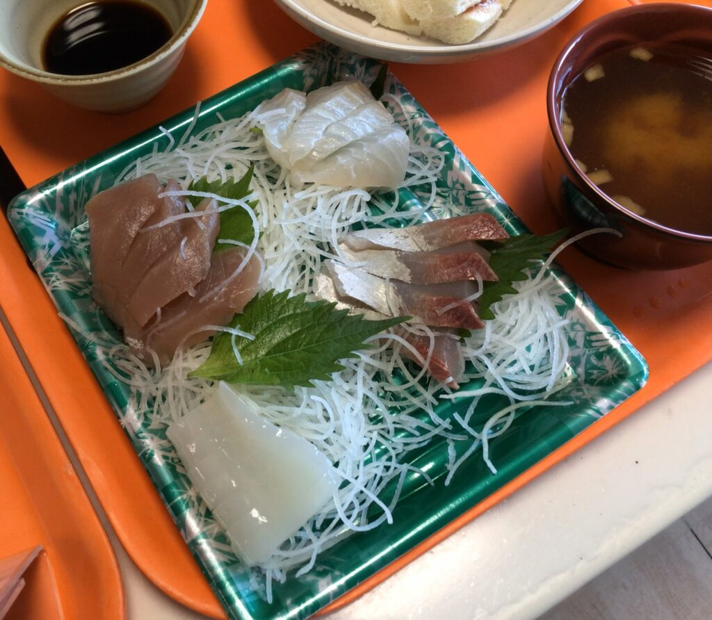 【れんげ】11月　99歳のご利用者様の誕生日会