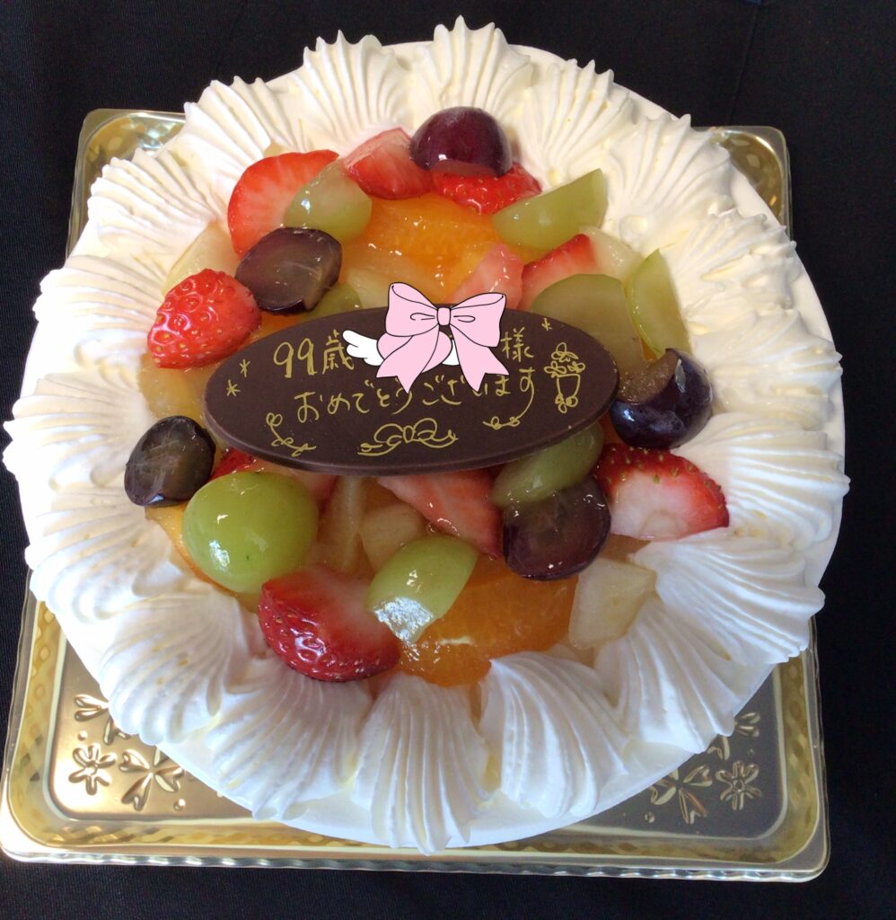 【れんげ】続、99歳誕生日の方のお祝いです！