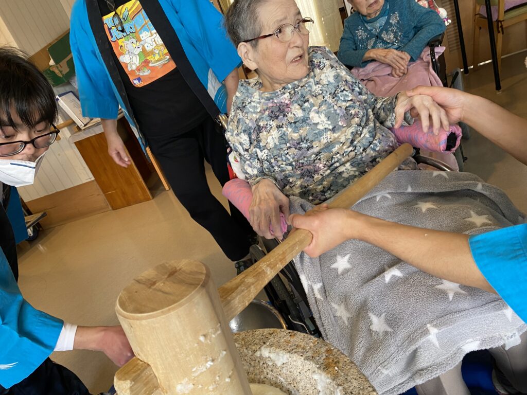 【西4】餅つき