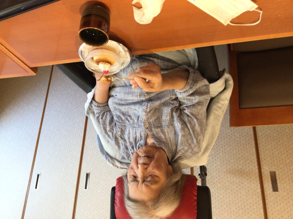 【あやめ】誕生日おめでとうございます